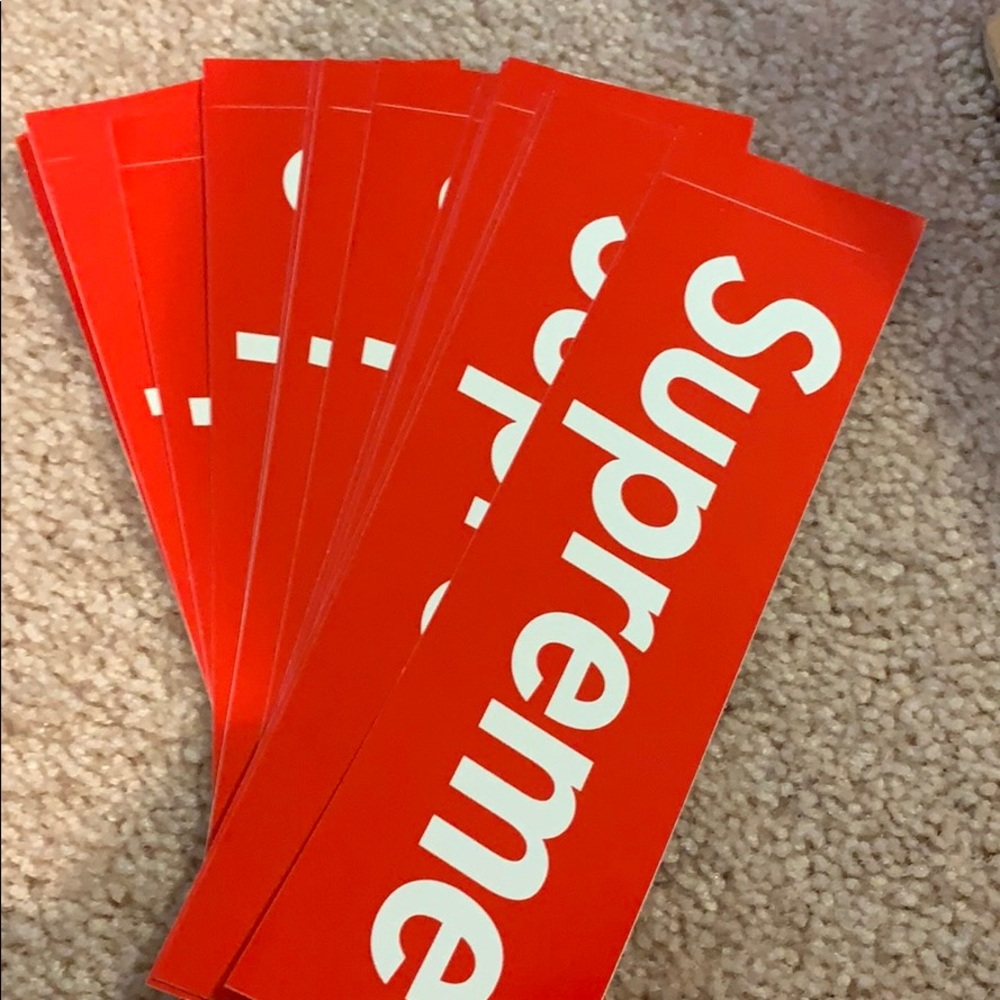 Supreme Decals‎